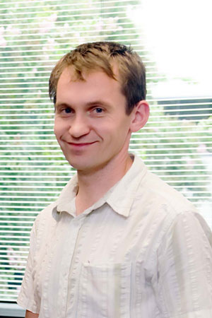 Free-Electron Laser staff scientist Pavel Evtushenko was awarded the FEL Young Scientist Prize for 2009 at the 31st International Free Electron Laser Conference held in England last August.