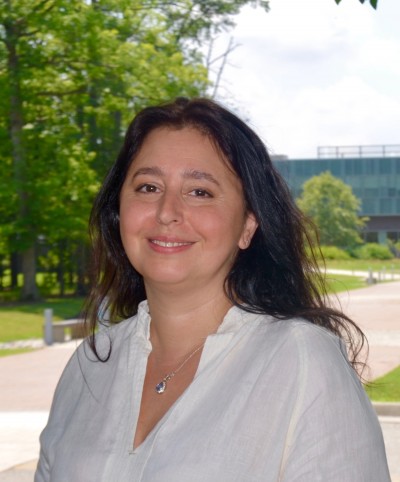 Headshot of Anne-Marie Valente-Feliciano